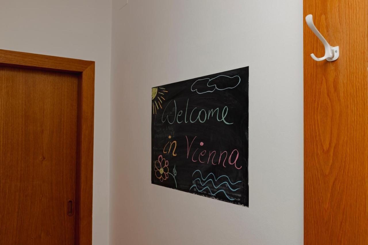 Beautiful 2-Bedroom Apartment Near Schoenbrunn Vienne Extérieur photo