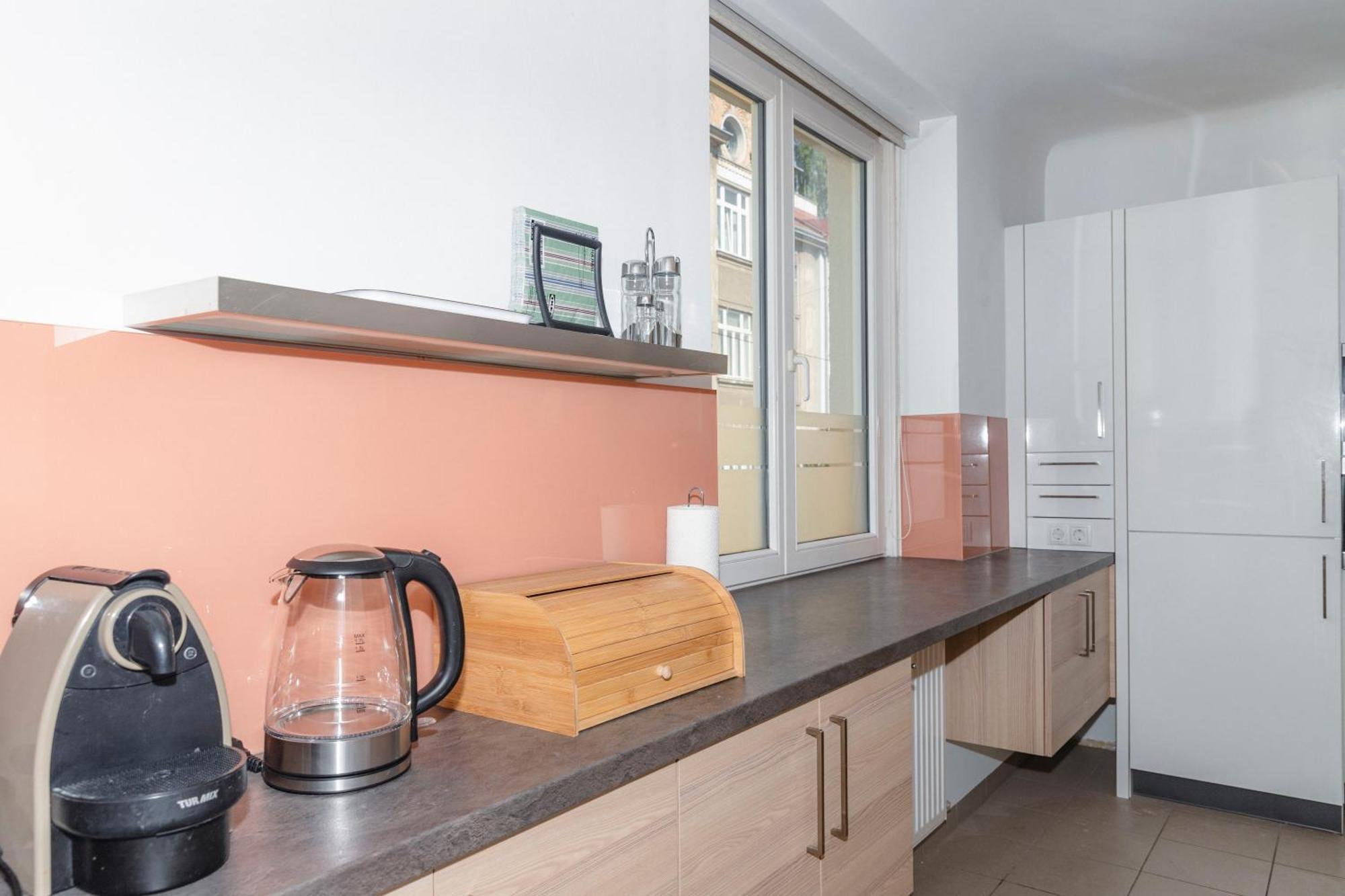 Beautiful 2-Bedroom Apartment Near Schoenbrunn Vienne Extérieur photo