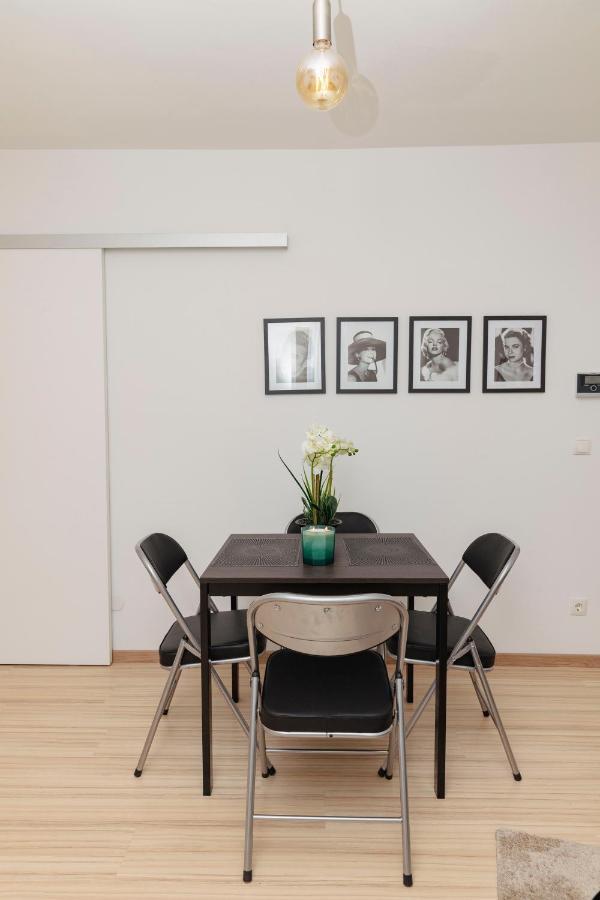 Beautiful 2-Bedroom Apartment Near Schoenbrunn Vienne Extérieur photo